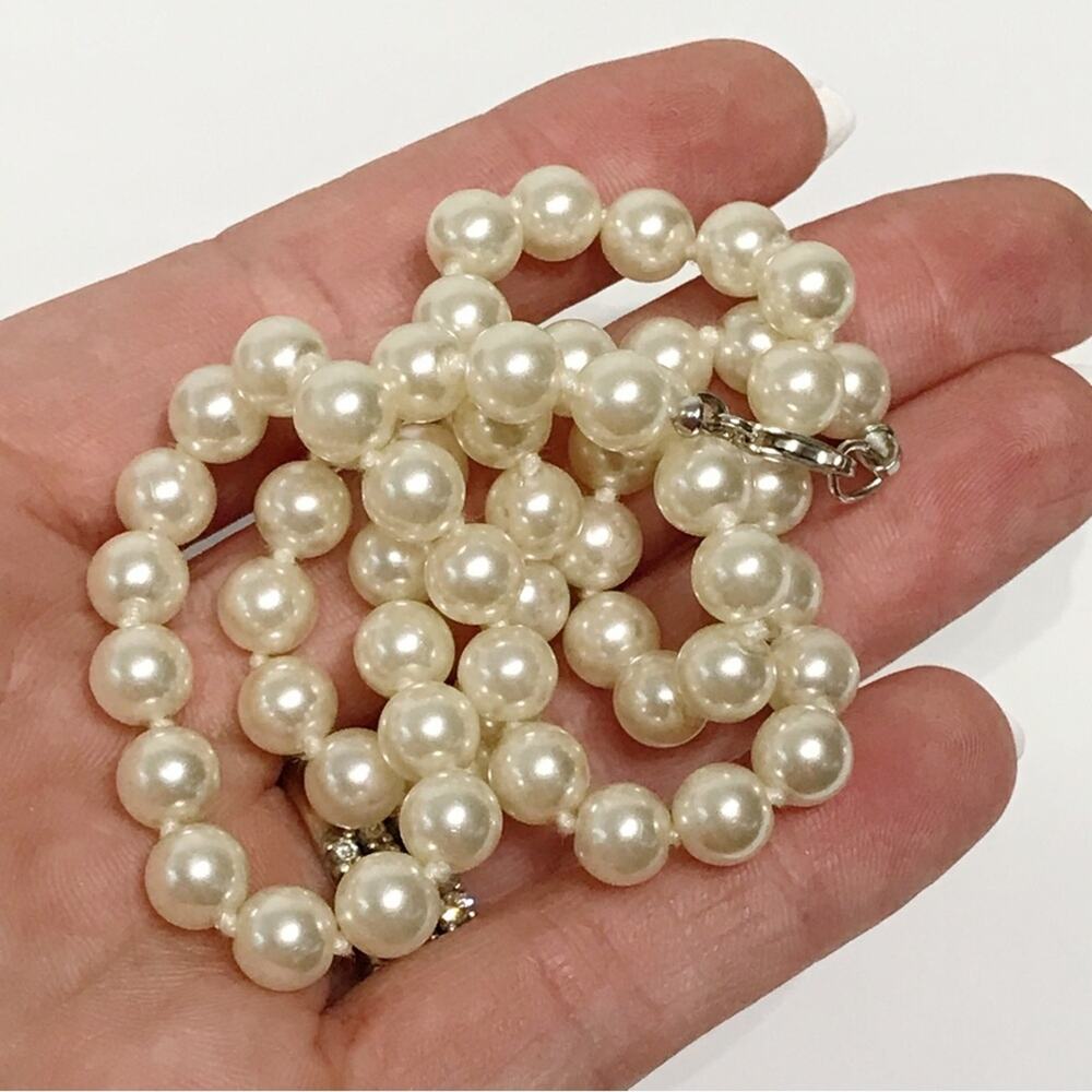 925 Sterling Silver 7mm Champagne Cream Glass Faux Pearl 18in Knotted Necklace